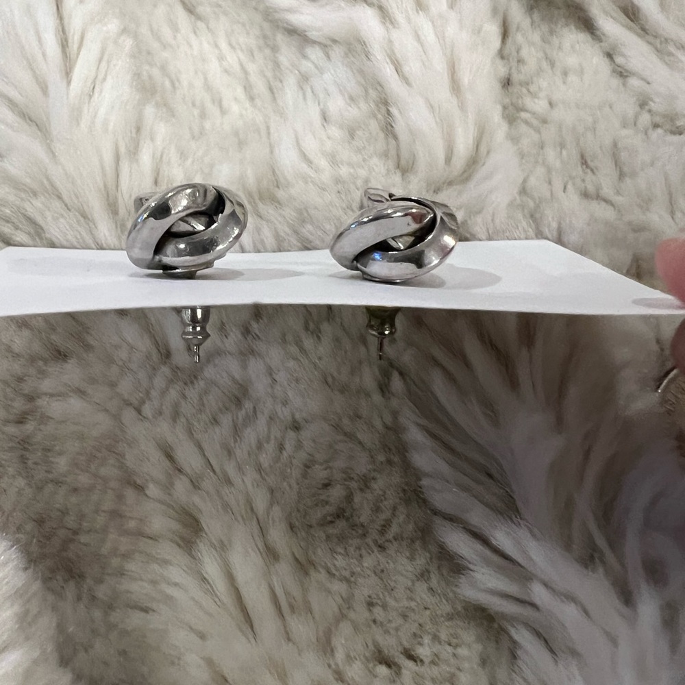 Silver Knot studs - Picture 5 of 5